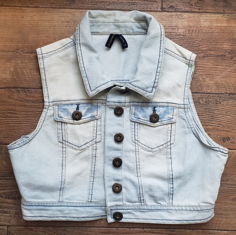 Highway jeans sleeveless cropped stretch blue denim jean vest women’s size M